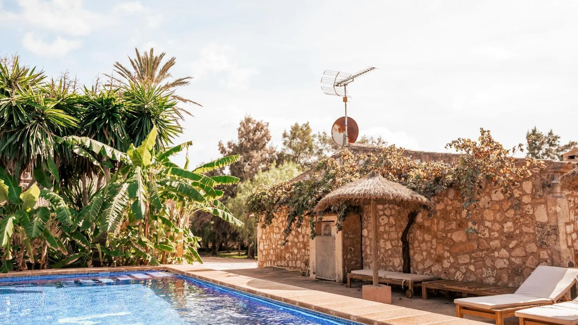 Agroturisme Son Barcelo Mas Campos  Farm stay